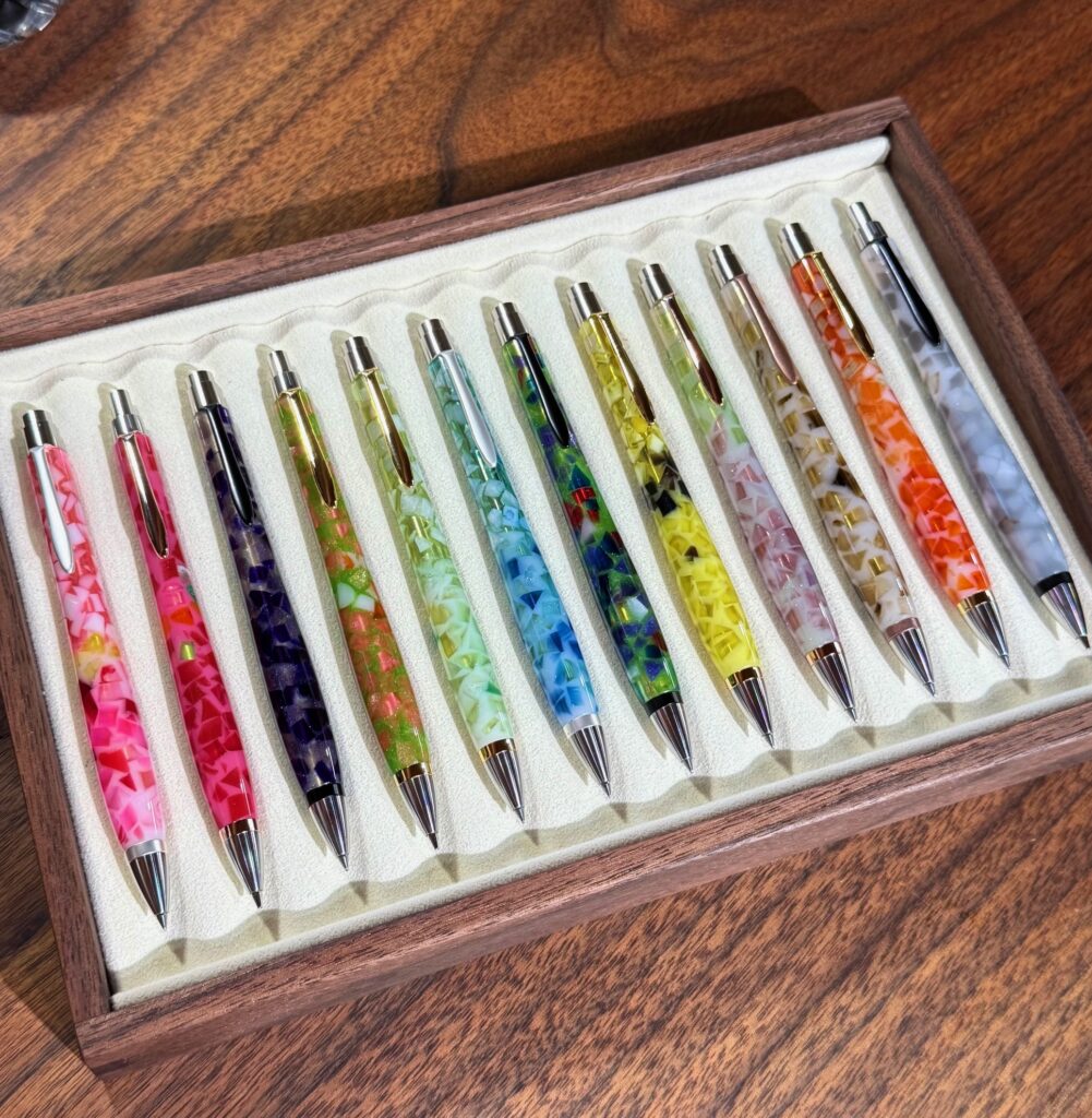 四季をペンにのせて｜朱椿粋の季節限定ペンと木へのこだわり | 匠衆 